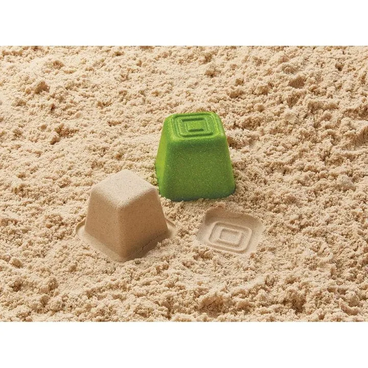 Creative Sand Play